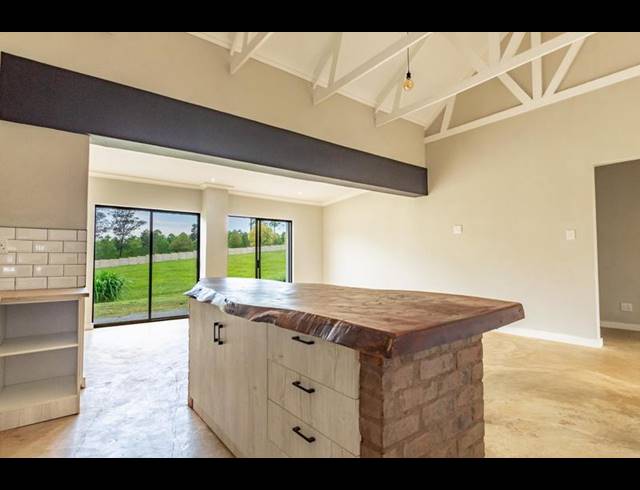 3 BEDROOM TOWNHOUSE FOR SALE IN WORLD'S VIEW